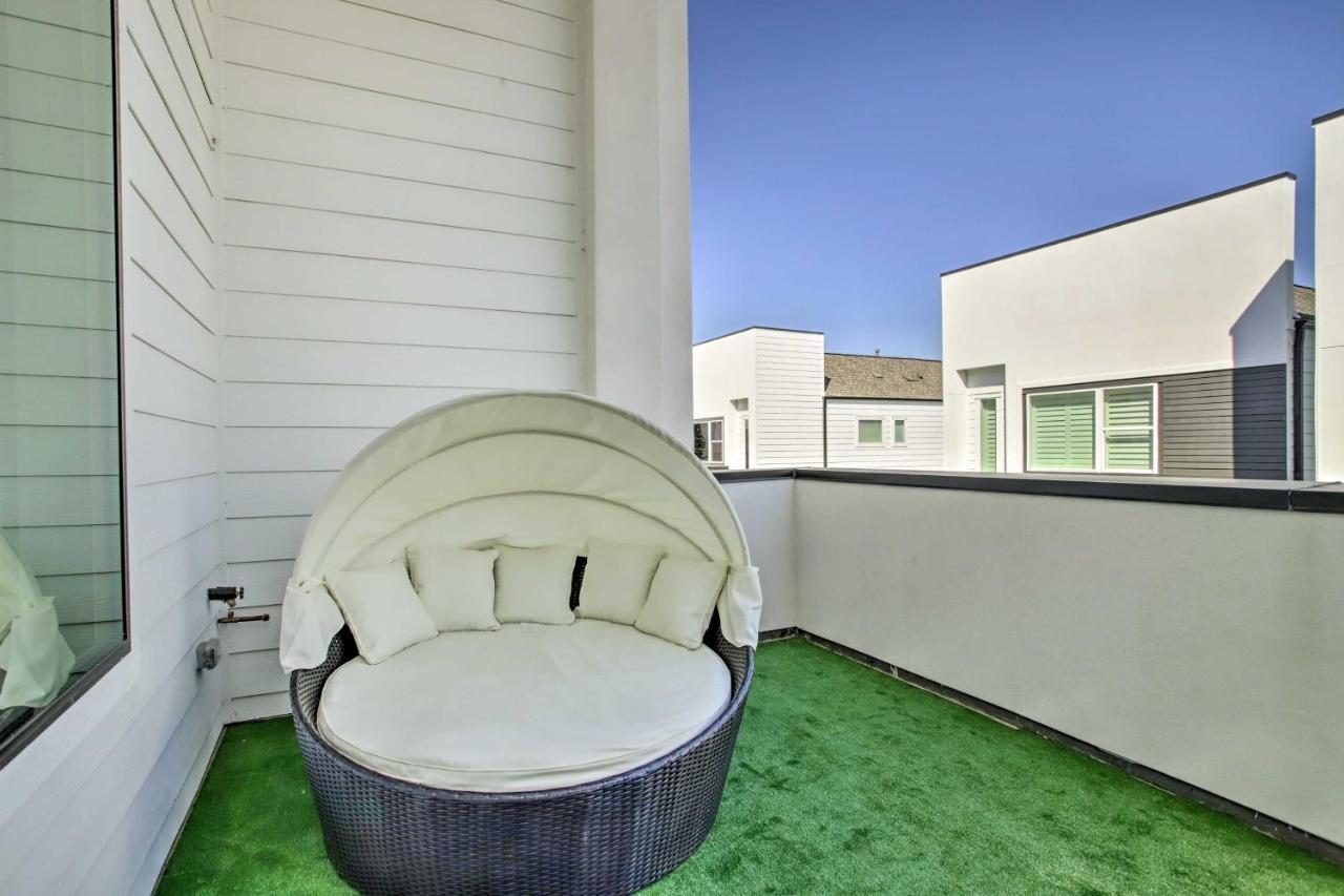 Newly-Built Luxury Galleria Area Townhome! Houston Exterior photo