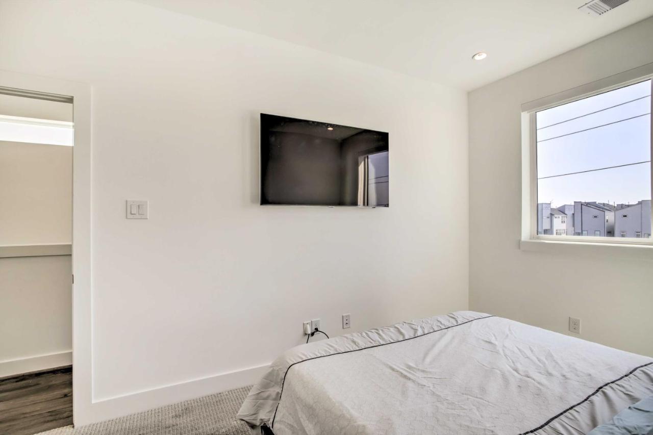 Newly-Built Luxury Galleria Area Townhome! Houston Exterior photo